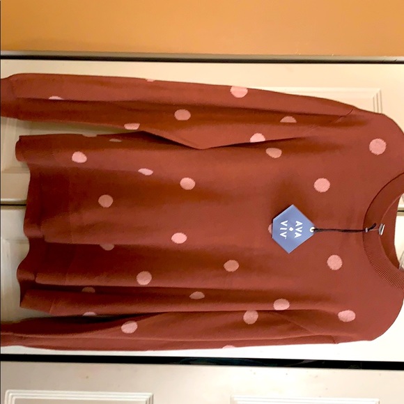 Brown Polkadot sweater - Picture 1 of 7
